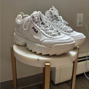 SOLD Women’s Fila Disrupter Sneaker